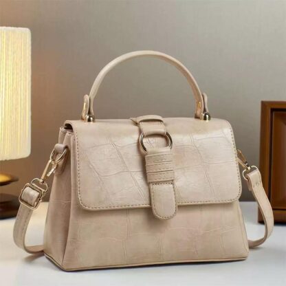 Ladies leather Handbag - Image 3