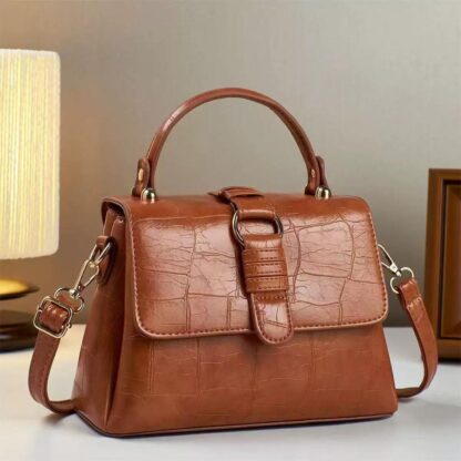 Ladies leather Handbag - Image 4